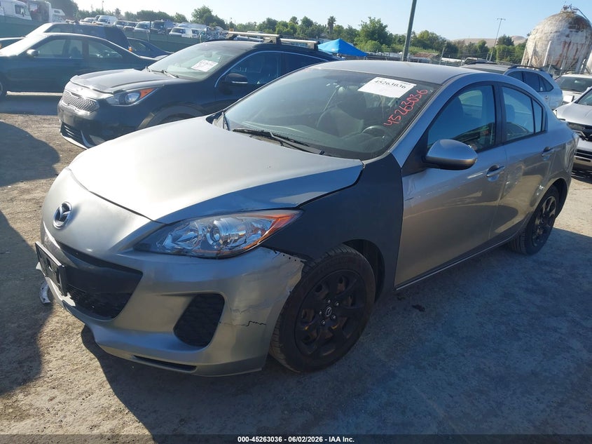 2013 Mazda 3 VIN JM1BL1TG2D1777195 IAAI salvage auction — REAR END, Salvage Title, sold $675 on 2026-07-09 (photo 2)