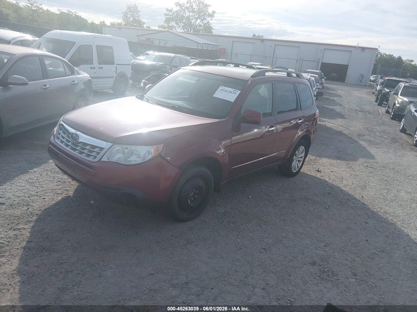 2013 Subaru Forester VIN JF2SHADC4DH445121 IAAI salvage auction — NORMAL WEAR, Original (Kentucky), sold $725 on 2026-07-20 (photo 2)
