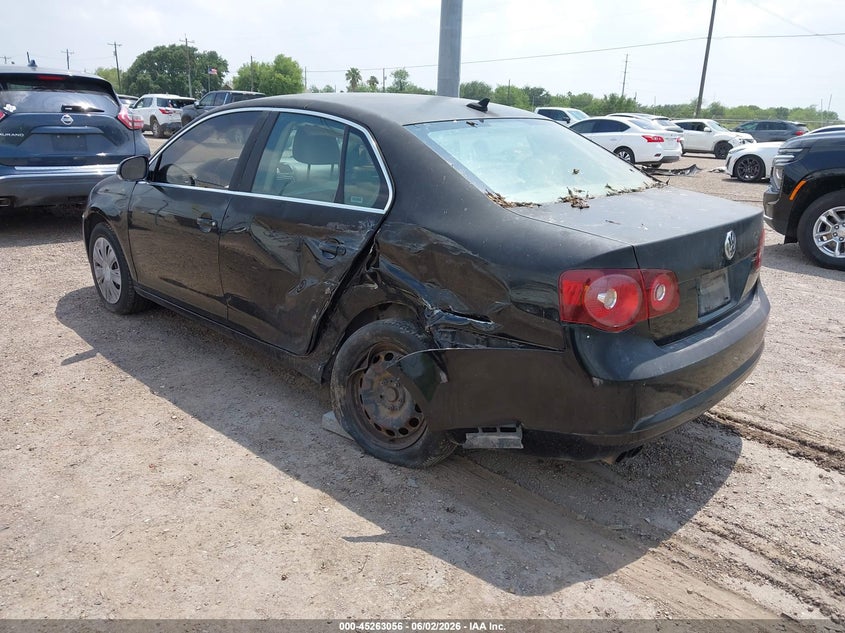 2010 Volkswagen Jetta VIN 3VWRZ7AJ6AM012713 IAAI salvage auction — SIDE, Salvage (Texas), sold $275 on 2026-07-10 (photo 6)