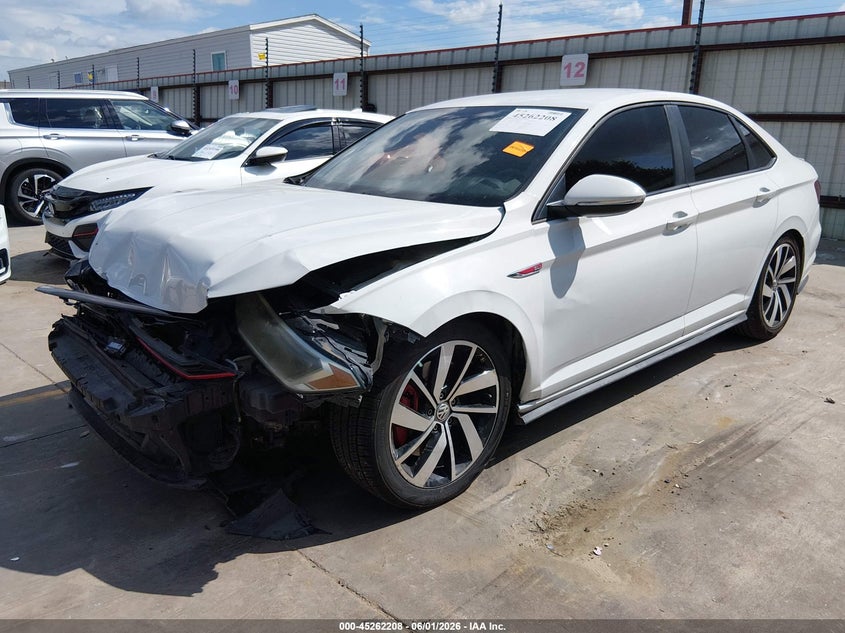 2020 Volkswagen VIN 3VW6T7BU0LM026669 IAAI salvage auction — FRONT & REAR, Salvage Title, sold $3,550 on 2026-08-25 (photo 2)
