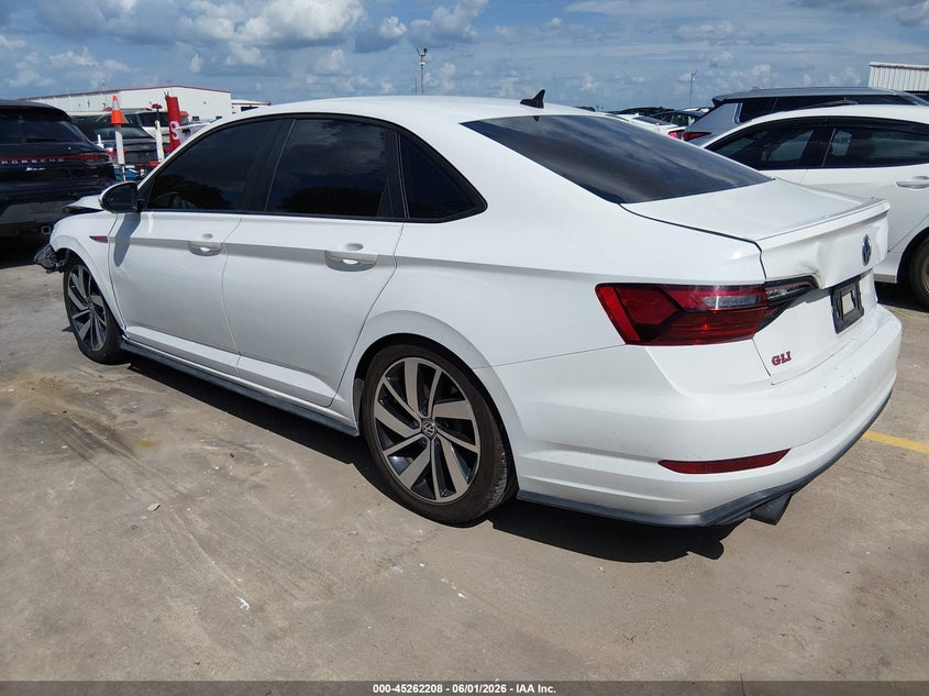 2020 Volkswagen VIN 3VW6T7BU0LM026669 IAAI salvage auction — FRONT & REAR, Salvage Title, sold $3,550 on 2026-08-25 (photo 3)