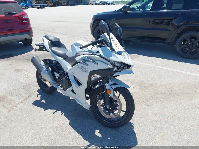 2025 Kawasaki Ninja VIN ML5EXGG16SDA71432 IAAI salvage auction — FRONT END, Salvage (Nebraska), sold $25 on 2026-07-29 (photo 1)