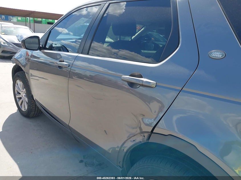 2017 Land rover Discovery sport VIN SALCP2BG8HH697664 IAAI salvage auction — LEFT SIDE, Salvage Title, sold $1,425 on 2026-07-15 (photo 6)