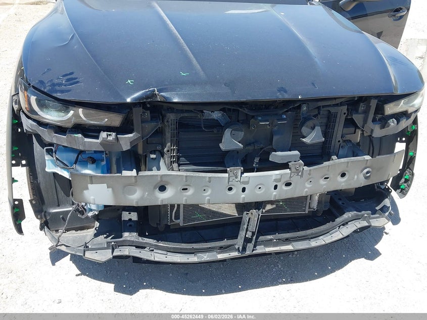 2024 Mazda Cx-50 VIN 7MMVABBM2RN172884 IAAI salvage auction — FRONT & REAR, Salvage (Illinois), sold $5,100 on 2026-07-31 (photo 6)