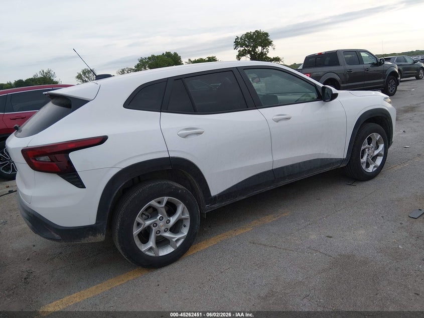 2025 Chevrolet Trax VIN KL77LFEPXSC229248 IAAI salvage auction — HAIL, Salvage Title, sold $75 on 2026-07-28 (photo 4)
