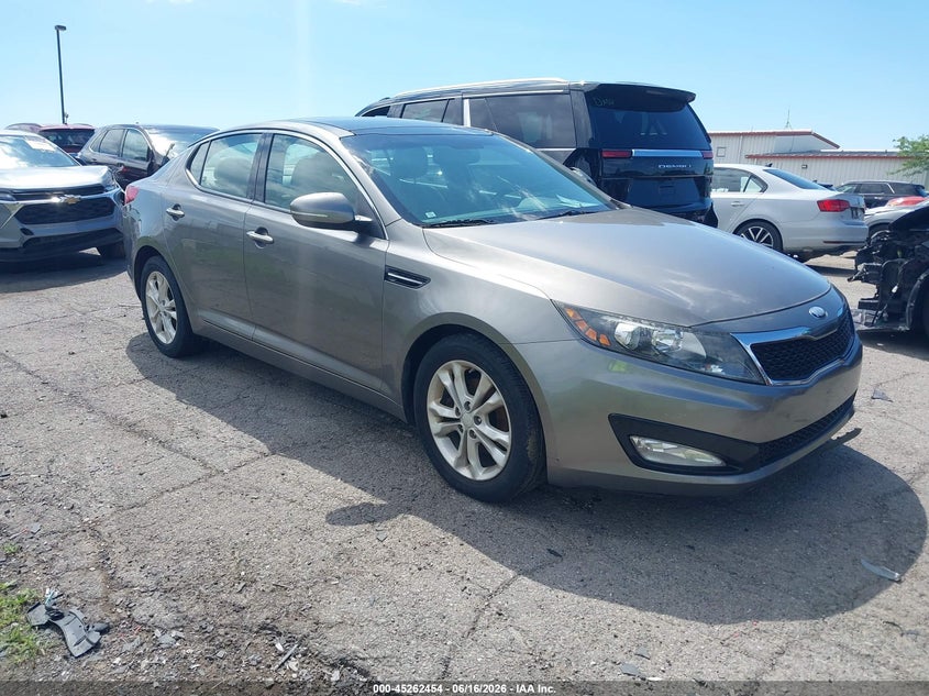 2013 Kia Optima VIN 5XXGN4A7XDG092287 IAAI salvage auction — NORMAL WEAR, Clear (Michigan), sold $550 on 2026-07-16 (photo 1)