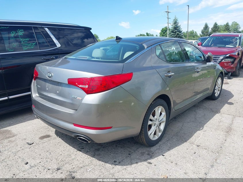 2013 Kia Optima VIN 5XXGN4A7XDG092287 IAAI salvage auction — NORMAL WEAR, Clear (Michigan), sold $550 on 2026-07-16 (photo 4)