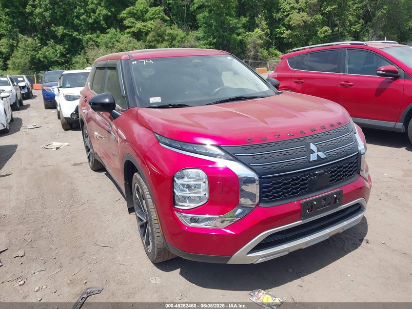 2023 Mitsubishi Outlander VIN JA4T5UA95PZ013281 — IAAI salvage auction photo