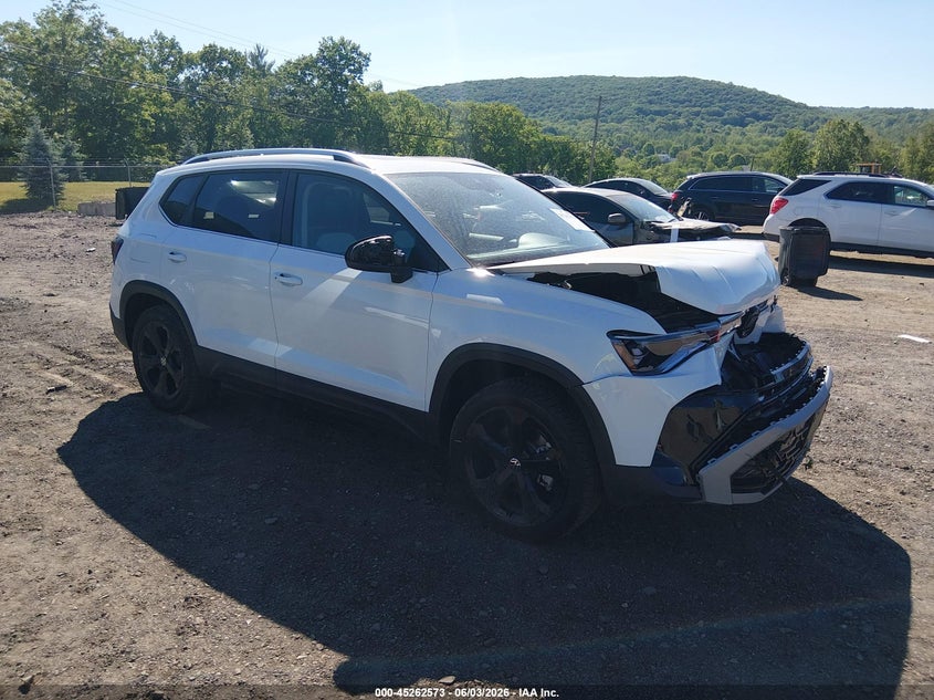 2025 Volkswagen Taos VIN 3VV4C7B26SM014129 IAAI salvage auction — FRONT END, Salvage (New Jersey), sold $7,900 on 2026-08-01 (photo 1)