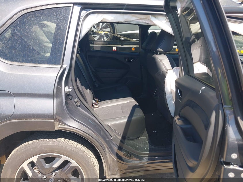 2025 Subaru Forester VIN JF2SLDRC9SH493980 IAAI salvage auction — RIGHT SIDE, Salvage Title, sold $8,600 on 2026-07-10 (photo 8)