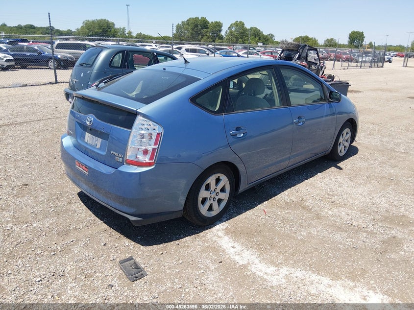2007 Toyota Prius VIN JTDKB20U777580186 IAAI salvage auction — NORMAL WEAR, Clear (Illinois), sold $350 on 2026-07-08 (photo 4)