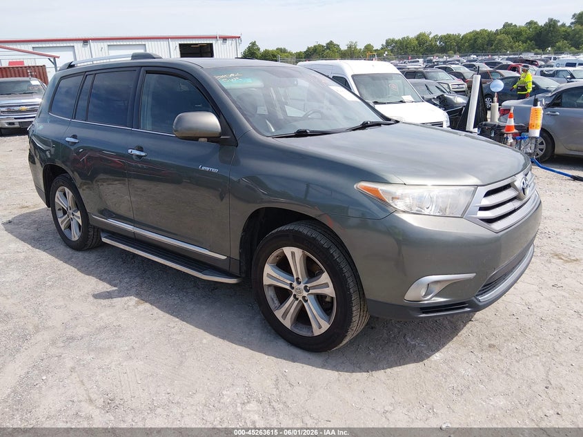2013 Toyota Highlander VIN 5TDYK3EH3DS136865 IAAI salvage auction — REAR END, Salvage Title, sold $4,950 on 2026-07-24 (photo 1)