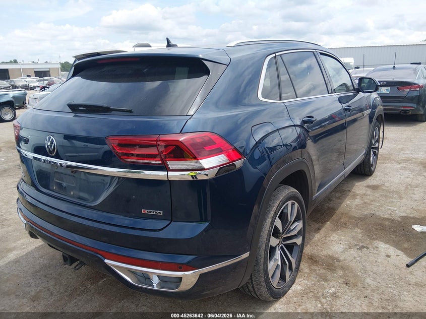 2022 Volkswagen Atlas cross sport VIN 1V2FE2CA2NC225391 IAAI salvage auction — FRONT END, Salvage Title, sold $8,100 on 2026-08-09 (photo 4)