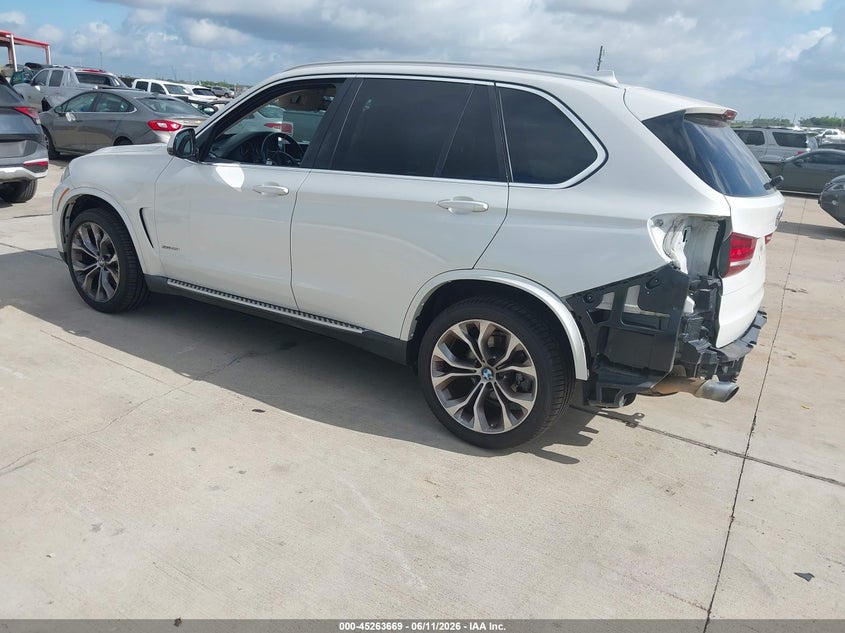 2014 BMW X5 VIN 5UXKR0C55E0K48210 IAAI salvage auction — REAR END, Original (Texas), sold $4,700 on 2026-07-31 (photo 3)