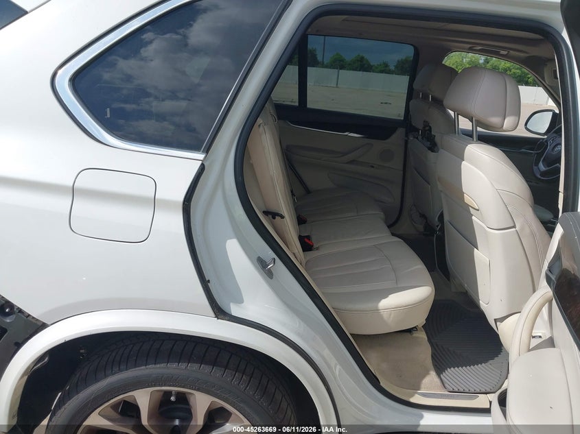 2014 BMW X5 VIN 5UXKR0C55E0K48210 IAAI salvage auction — REAR END, Original (Texas), sold $4,700 on 2026-07-31 (photo 8)