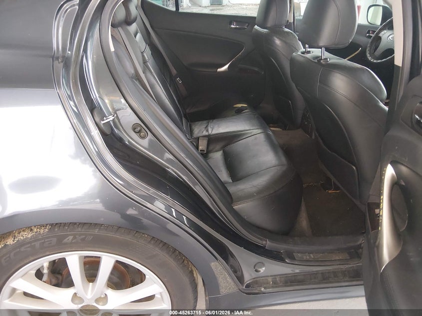 2006 Lexus Is VIN JTHBK262X62018637 IAAI salvage auction — NORMAL WEAR, Clear (Florida), sold $225 on 2026-07-15 (photo 8)