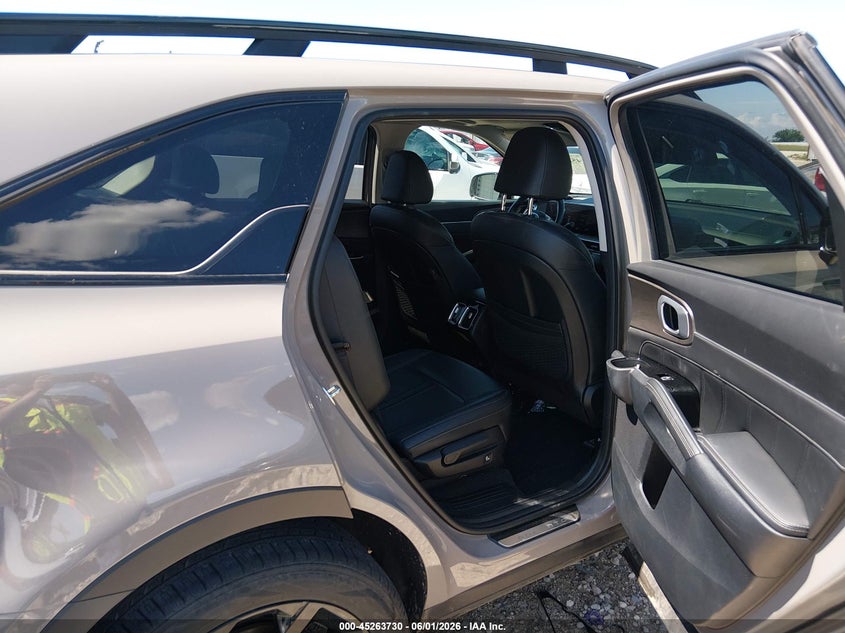 2024 Kia Sorento VIN 5XYRKDJFXRG283445 IAAI salvage auction — FRONT END, Salvage Title, sold $13,500 on 2026-07-25 (photo 8)