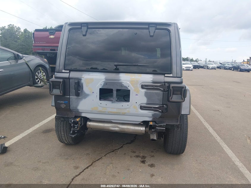 2021 Jeep Grand wagoneer VIN 1C4JJXP65MW871855 IAAI salvage auction — REAR END, Salvage Title, sold $16,150 on 2026-07-09 (photo 6)