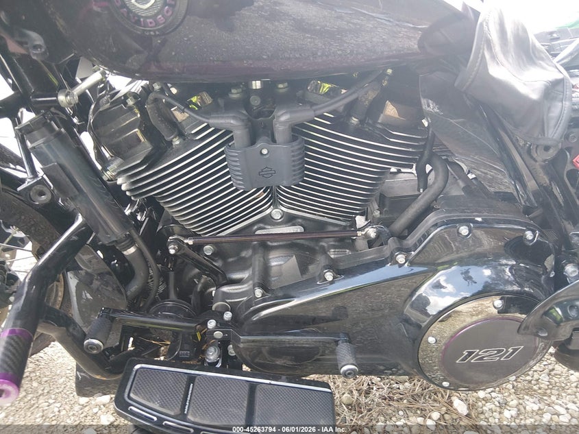 2025 Harley-davidson VIN 1HD1TC611SB953447 IAAI salvage auction — LEFT FRONT, Salvage Title, sold $18,500 on 2026-09-09 (photo 9)