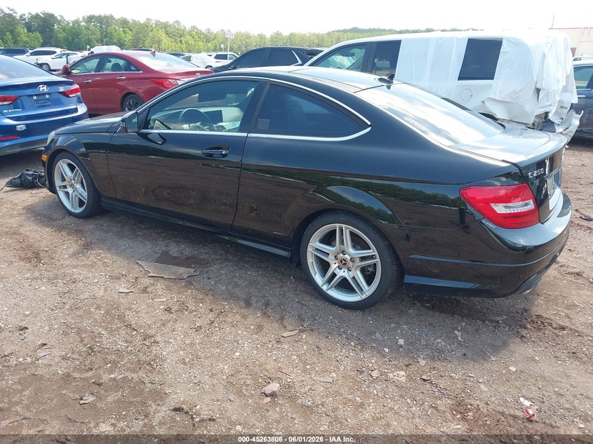 2013 Mercedes-benz VIN WDDGJ4HBXDF951064 IAAI salvage auction — WATER/FLOOD, Salvage (Alabama), sold $225 on 2026-08-05 (photo 3)