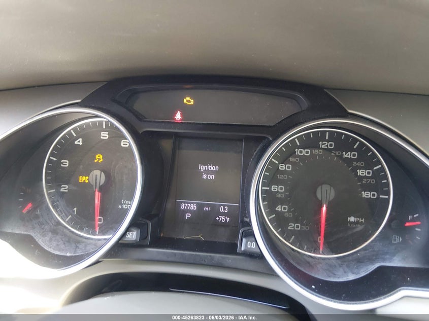 2011 Audi A5 VIN WAULFAFH0BN010786 IAAI salvage auction — FRONT END, Salvage (North Carolina), sold $2,375 on 2026-09-13 (photo 7)