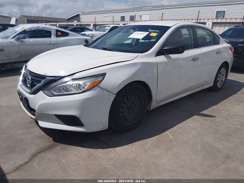 2017 Nissan Altima VIN 1N4AL3AP6HC191318 IAAI salvage auction — FRONT & REAR, Salvage Title, sold $775 on 2026-08-01 (photo 2)