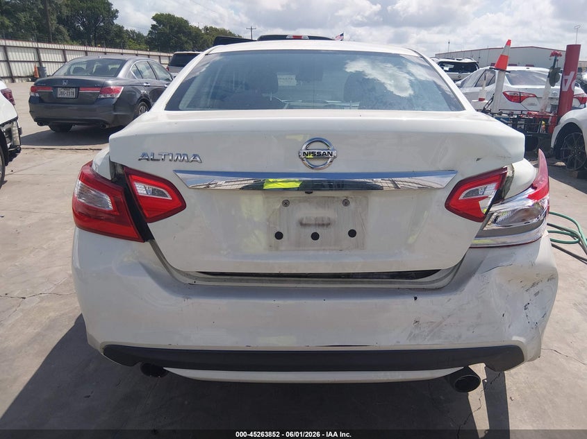 2017 Nissan Altima VIN 1N4AL3AP6HC191318 IAAI salvage auction — FRONT & REAR, Salvage Title, sold $775 on 2026-08-01 (photo 6)