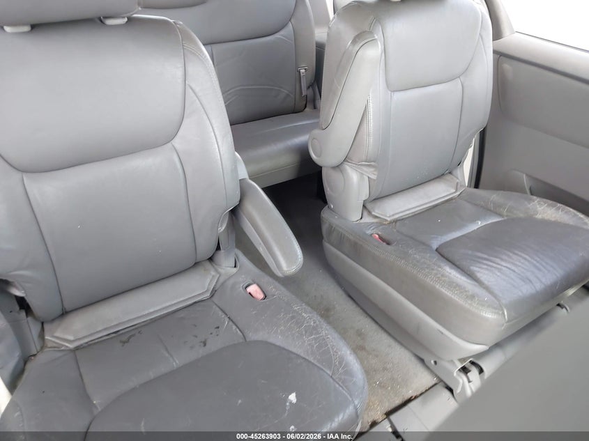 2004 Toyota Sienna VIN 5TDZA23C64S206349 IAAI salvage auction — NORMAL WEAR, Clear (Florida), sold $650 on 2026-07-09 (photo 8)
