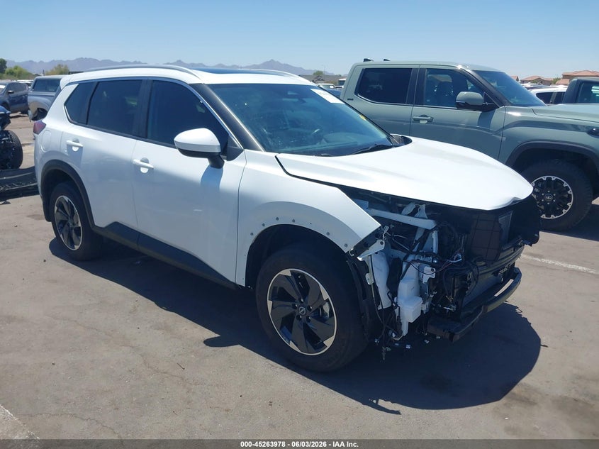 2024 Nissan Rogue VIN JN8BT3BA0RW359872 IAAI salvage auction — FRONT END, Salvage Title, sold $7,600 on 2026-07-14 (photo 1)