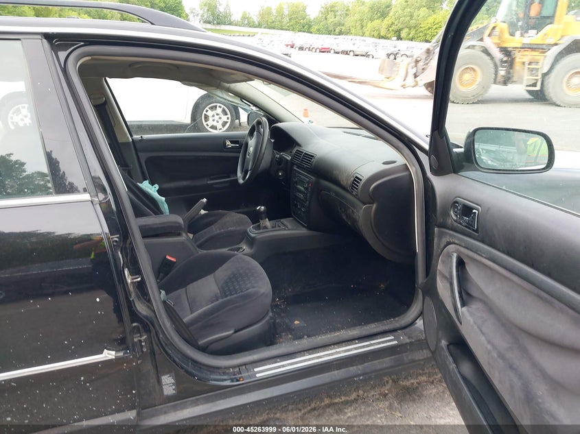 2002 Volkswagen Passat VIN WVWVD63BX2E424964 IAAI salvage auction — LEFT REAR, Clear (Michigan), sold $25 on 2026-07-06 (photo 5)
