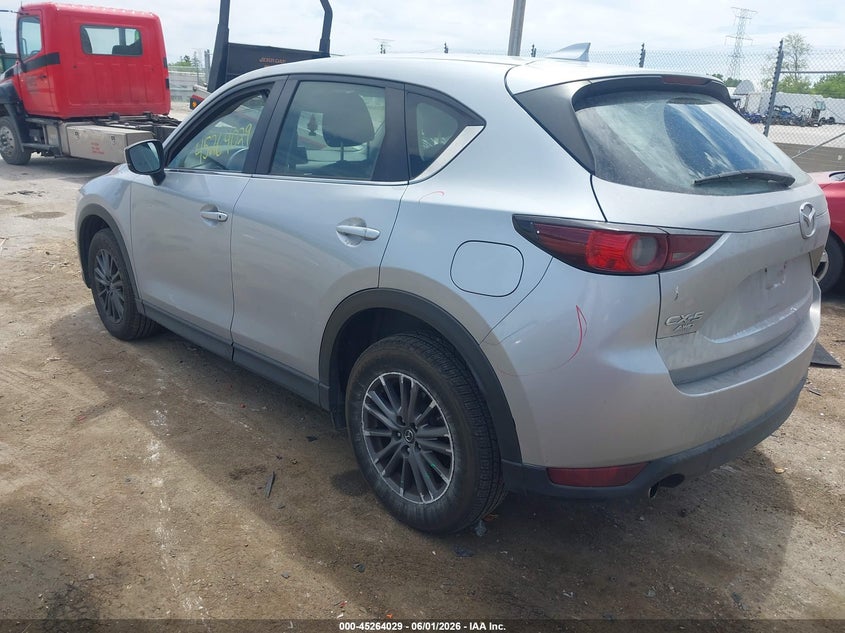 2019 Mazda Cx-5 VIN JM3KFBBMXK1558073 IAAI salvage auction — RIGHT SIDE, Clear (Wisconsin), sold $4,650 on 2026-07-28 (photo 3)