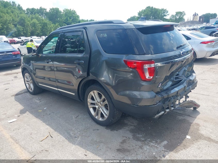 2017 Ford Explorer VIN 1FM5K7D82HGA53984 IAAI salvage auction — REAR END, Salvage (Missouri), sold $3,350 on 2026-07-20 (photo 3)