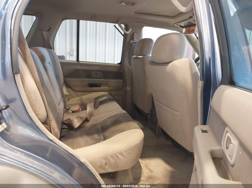 2000 Nissan Pathfinder VIN JN8AR07Y7YW420101 IAAI salvage auction — NORMAL WEAR, Rebuilt/Restored (Utah), sold $100 on 2026-07-13 (photo 8)