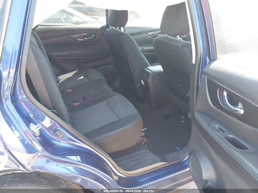 2018 Nissan Rogue VIN JN8AT2MV9JW302533 IAAI salvage auction — RIGHT REAR, Salvage Title, sold $800 on 2026-07-29 (photo 8)