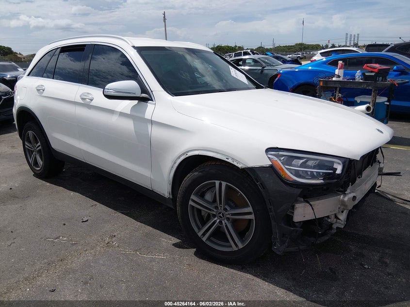 2021 Mercedes-benz Glc VIN W1N0G8DB1MF951146 IAAI salvage auction — LEFT FRONT, Certificate Of Destruction (Florida), sold $7,100 on 2026-07-30 (photo 1)