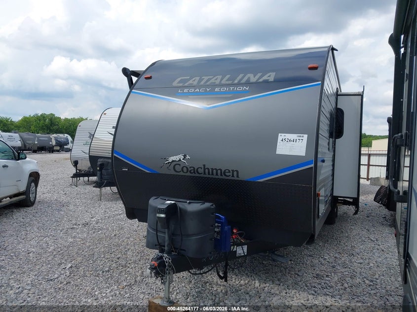 2022 Coachmen 293qbck VIN 5ZT2CAUB2NX026551 IAAI salvage auction — HAIL, Clear (Oklahoma), sold $7,000 on 2026-09-08 (photo 2)