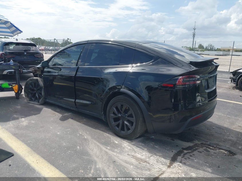 2024 Tesla Model x VIN 7SAXCDE56RF460007 IAAI salvage auction — LEFT FRONT, Salvage Title, sold $23,550 on 2026-08-20 (photo 3)
