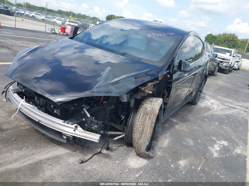 2024 Tesla Model x VIN 7SAXCDE56RF460007 IAAI salvage auction — LEFT FRONT, Salvage Title, sold $23,550 on 2026-08-20 (photo 6)