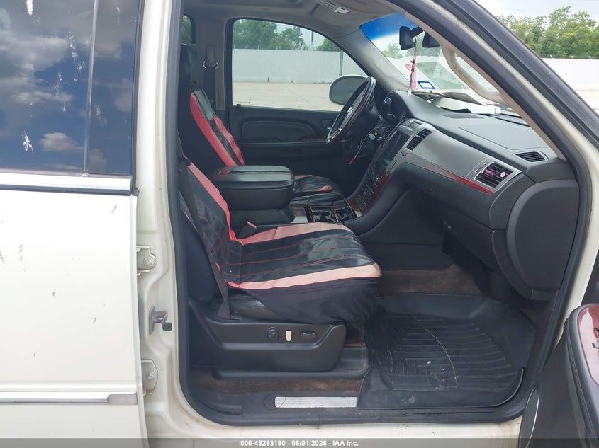 2009 Cadillac Escalade VIN 1GYFC23219R106759 IAAI salvage auction — MECHANICAL, Original (Texas), sold $925 on 2026-07-10 (photo 5)