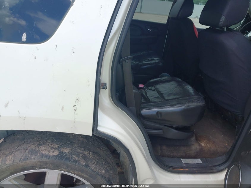 2009 Cadillac Escalade VIN 1GYFC23219R106759 IAAI salvage auction — MECHANICAL, Original (Texas), sold $925 on 2026-07-10 (photo 8)