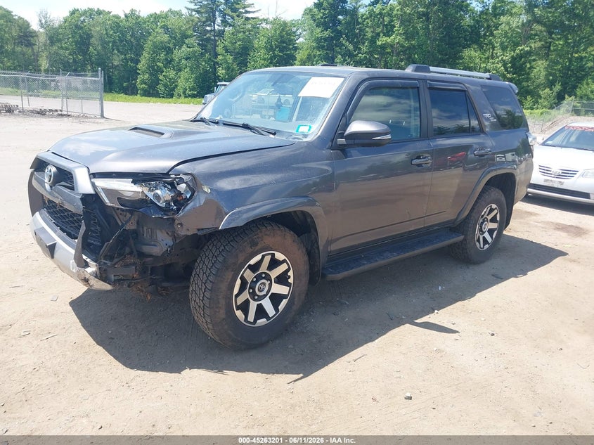 2018 Toyota 4runner VIN JTEBU5JR3J5527490 IAAI salvage auction — LEFT FRONT, Salvage (New Hampshire), sold $9,450 on 2026-08-21 (photo 2)