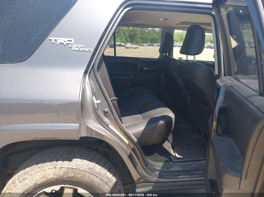 2018 Toyota 4runner VIN JTEBU5JR3J5527490 IAAI salvage auction — LEFT FRONT, Salvage (New Hampshire), sold $9,450 on 2026-08-21 (photo 8)