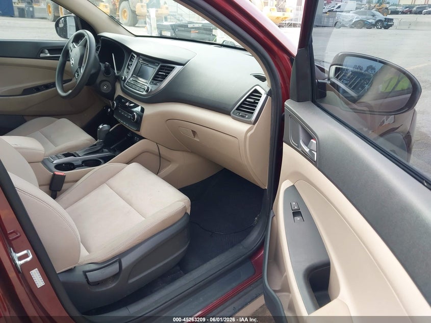 2017 Hyundai Tucson VIN KM8J33A41HU396115 IAAI salvage auction — REAR END, Salvage Title, sold $3,150 on 2026-07-17 (photo 5)