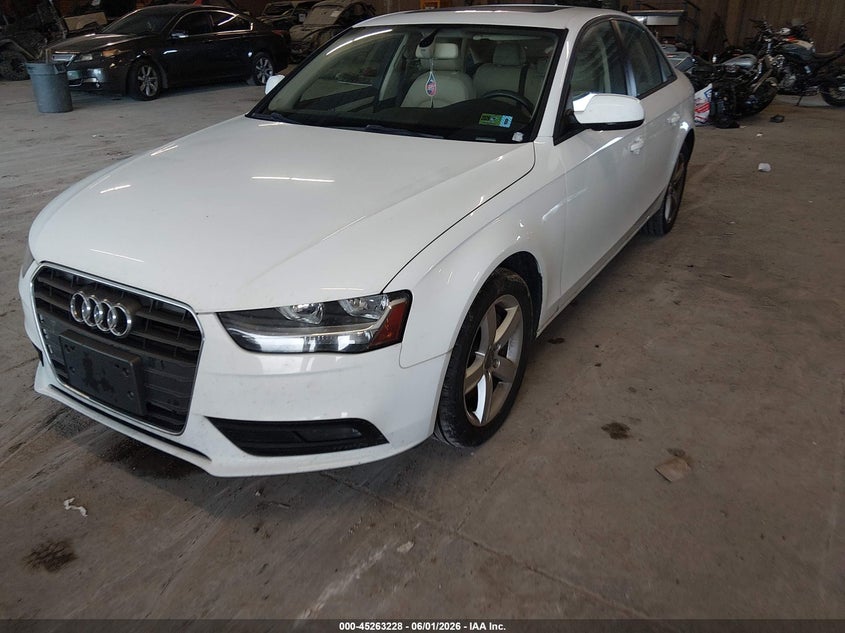 2014 Audi A4 VIN WAUAFAFL8EN043647 IAAI salvage auction — NORMAL WEAR, Certificate Of Origin (West Virginia), sold $400 on 2026-07-06 (photo 6)