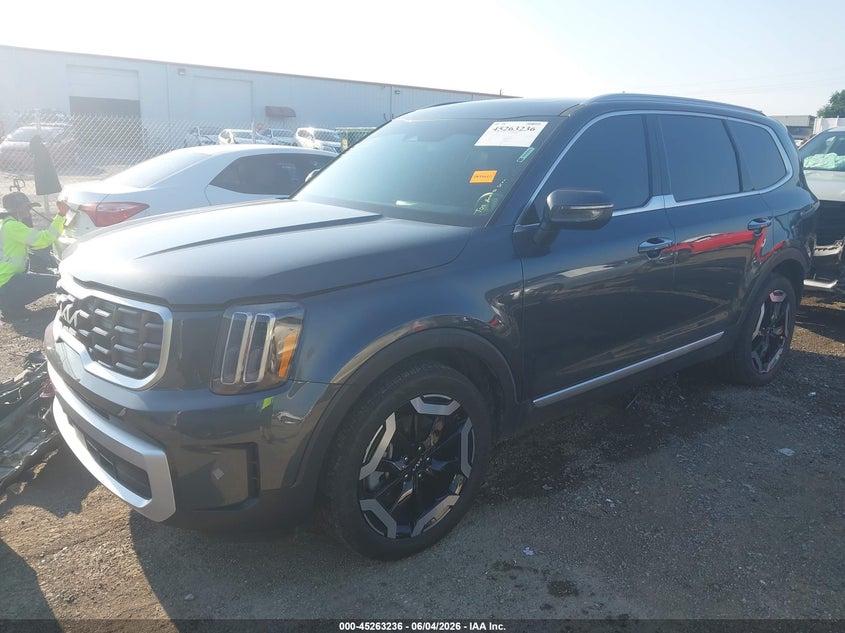 2024 Kia Telluride VIN 5XYP6DGC6RG562173 IAAI salvage auction — REAR END, Salvage Title, sold $6,500 on 2026-07-29 (photo 2)