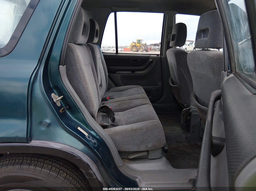 1998 Honda Cr-v VIN JHLRD1766WC068678 IAAI salvage auction — SIDE, Salvage (Texas), sold $375 on 2026-07-09 (photo 8)