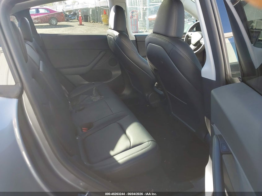 2024 Tesla Model y VIN 7SAYGDEF8RF195060 IAAI salvage auction — LEFT REAR, Salvage Title, sold $11,000 on 2026-07-30 (photo 8)