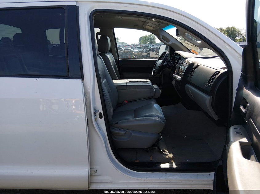 2011 Toyota Tundra VIN 5TFDW5F14BX163970 IAAI salvage auction — REAR END, Clear (Arkansas), sold $3,000 on 2026-07-29 (photo 5)