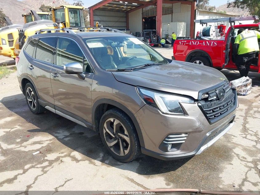 2022 Subaru Forester VIN JF2SKARC9NH450066 IAAI salvage auction — LEFT FRONT, Salvage Title, sold $1,550 on 2026-07-21 (photo 1)