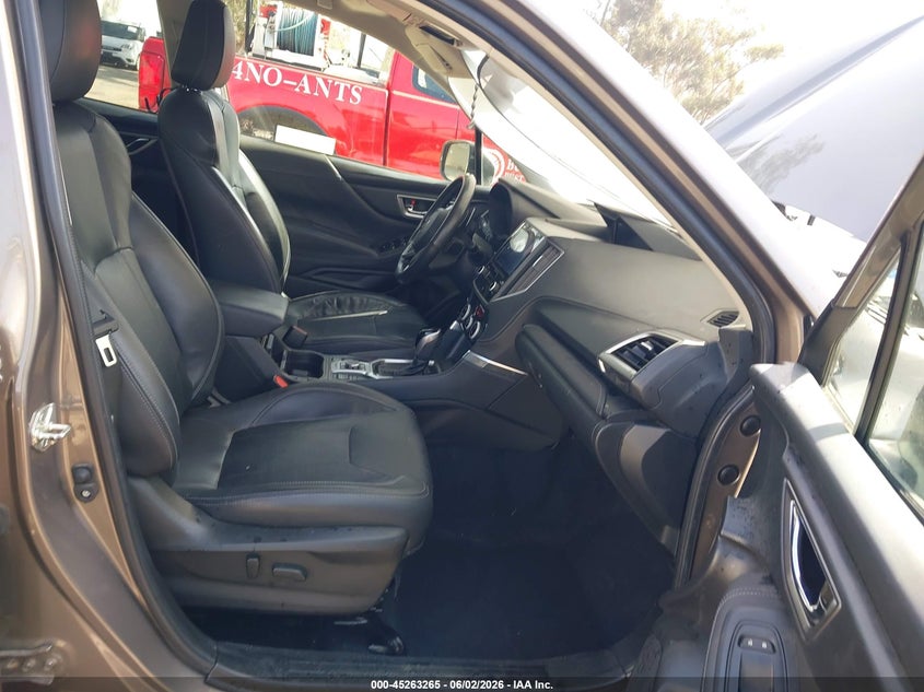 2022 Subaru Forester VIN JF2SKARC9NH450066 IAAI salvage auction — LEFT FRONT, Salvage Title, sold $1,550 on 2026-07-21 (photo 5)